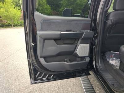 2026 Ford Super Duty F-350 SRW Platinum