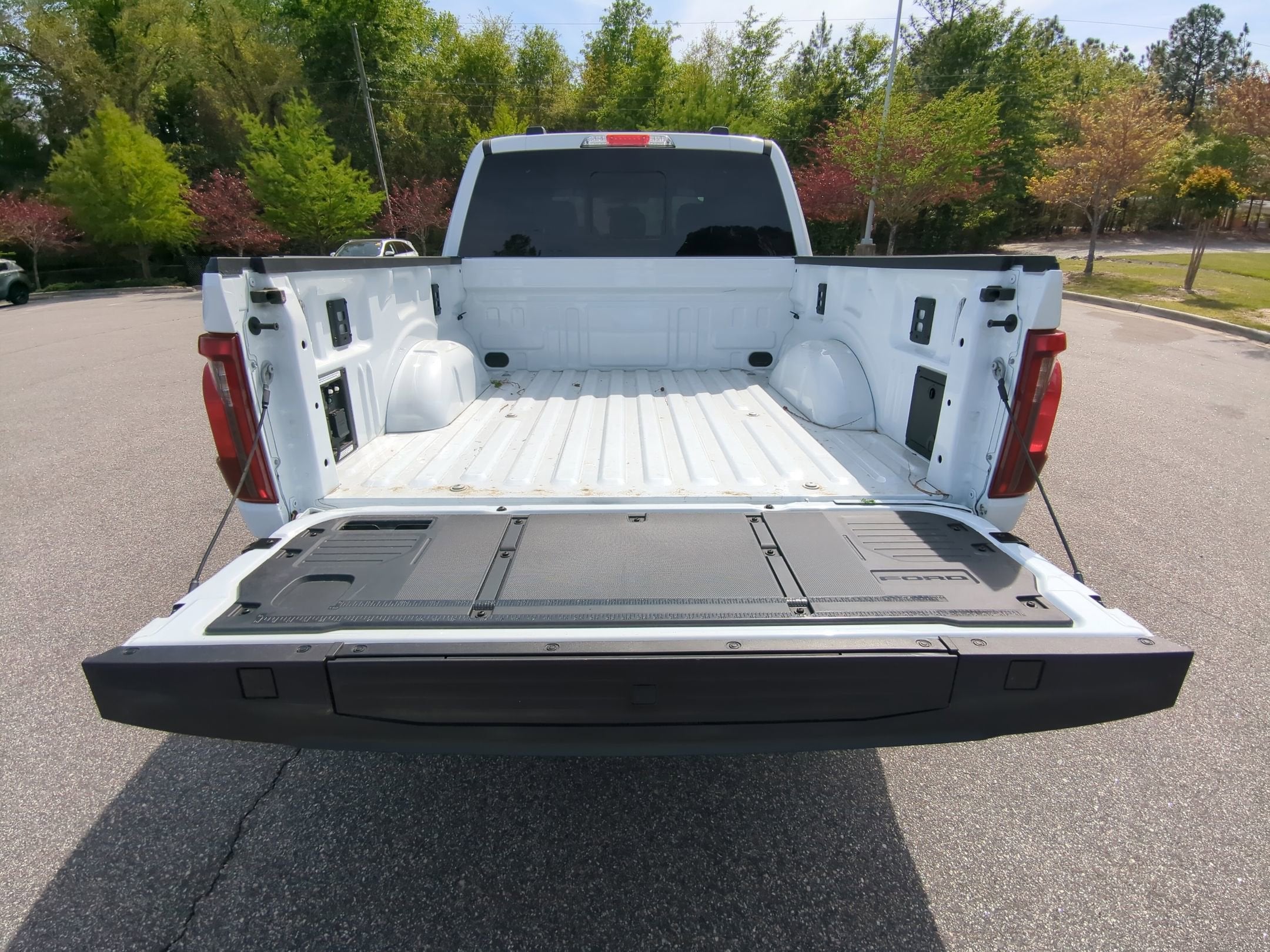 2025 Ford F-150 XLT - Crossroads Courtesy Demo
