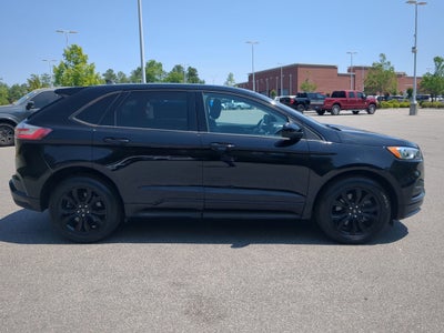 2022 Ford Edge SE