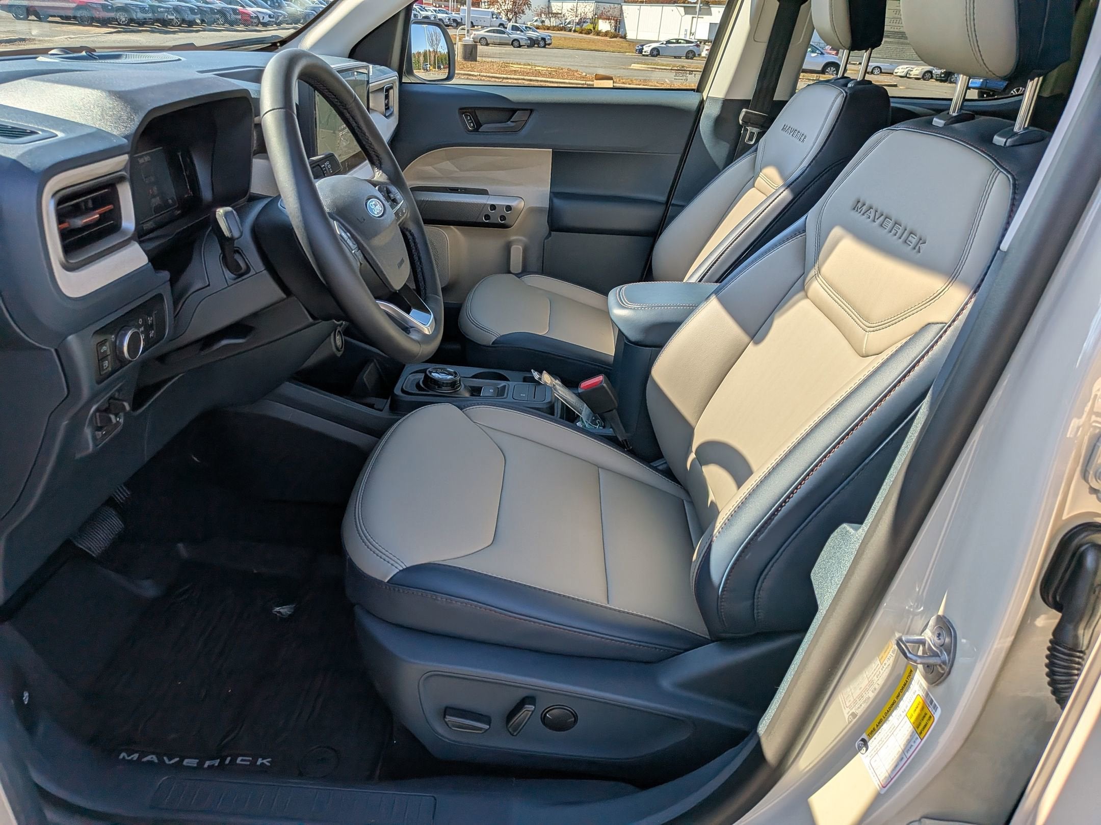 2025 Ford Maverick LARIAT