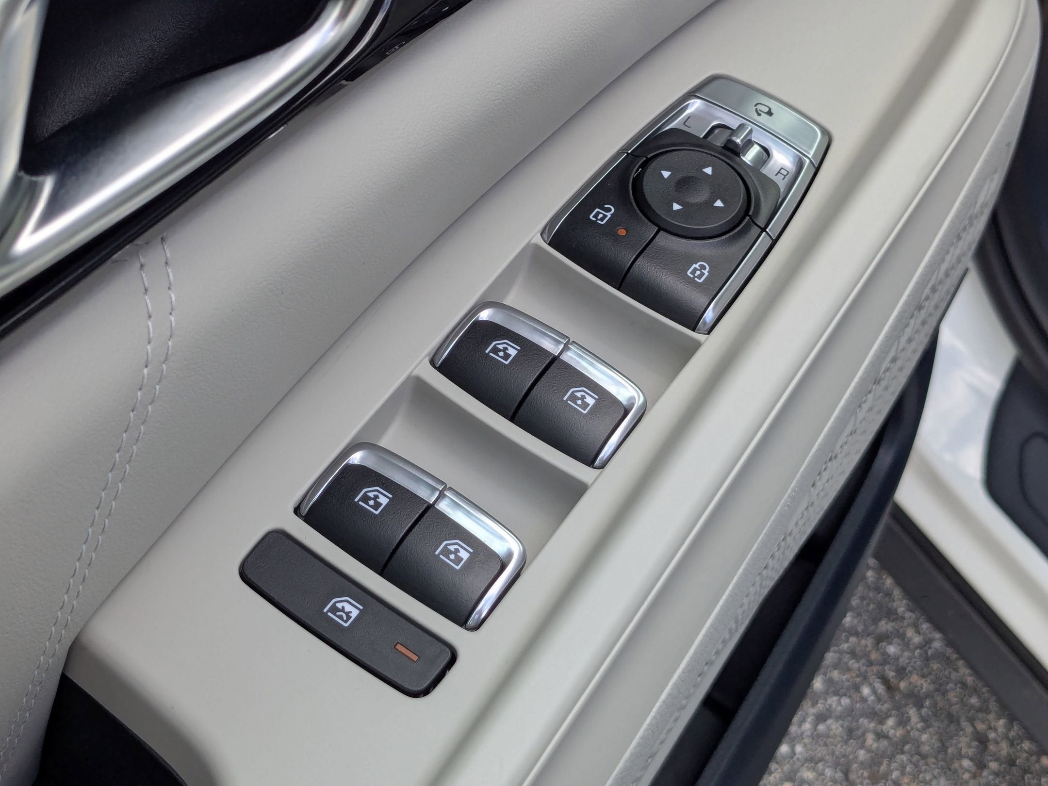 2025 Kia Carnival Hybrid SX Prestige