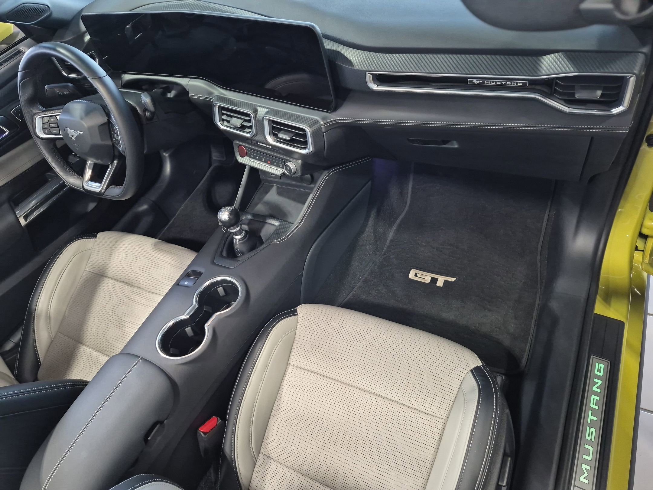 2025 Ford Mustang GT Premium