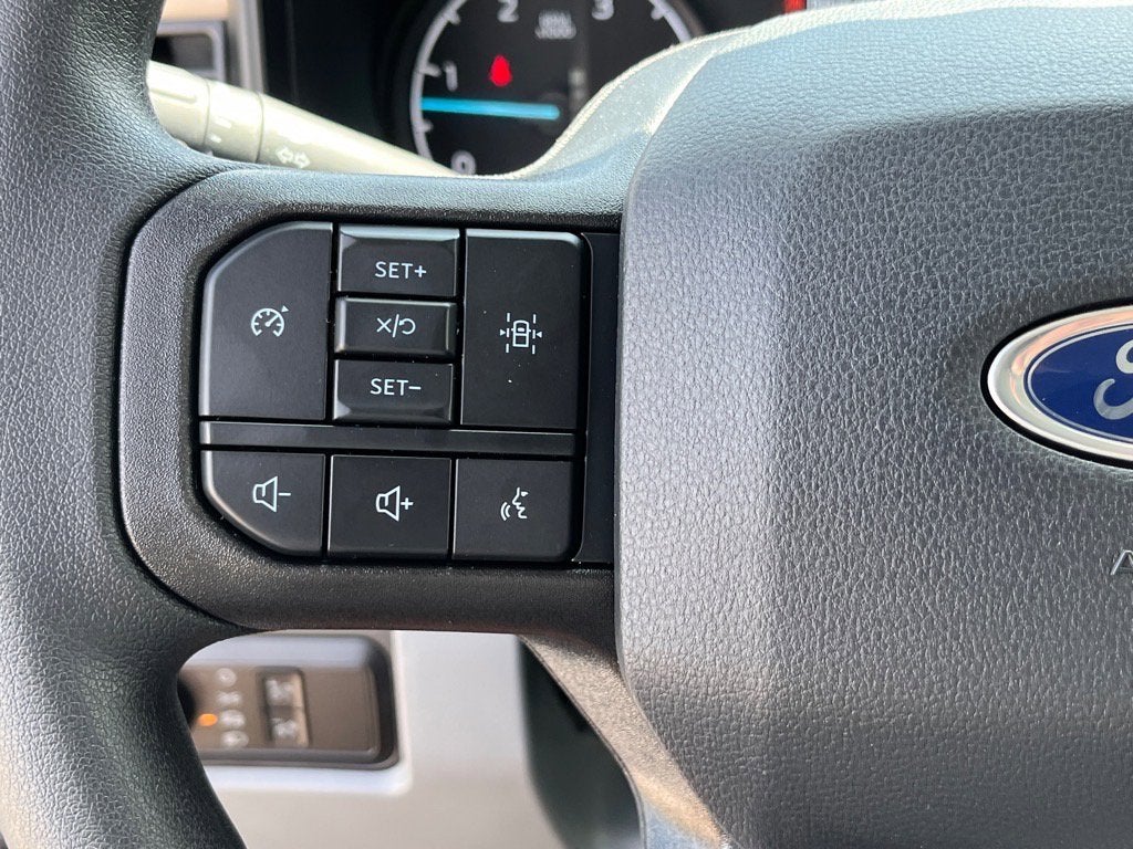 2025 Ford Super Duty F-350 DRW XL