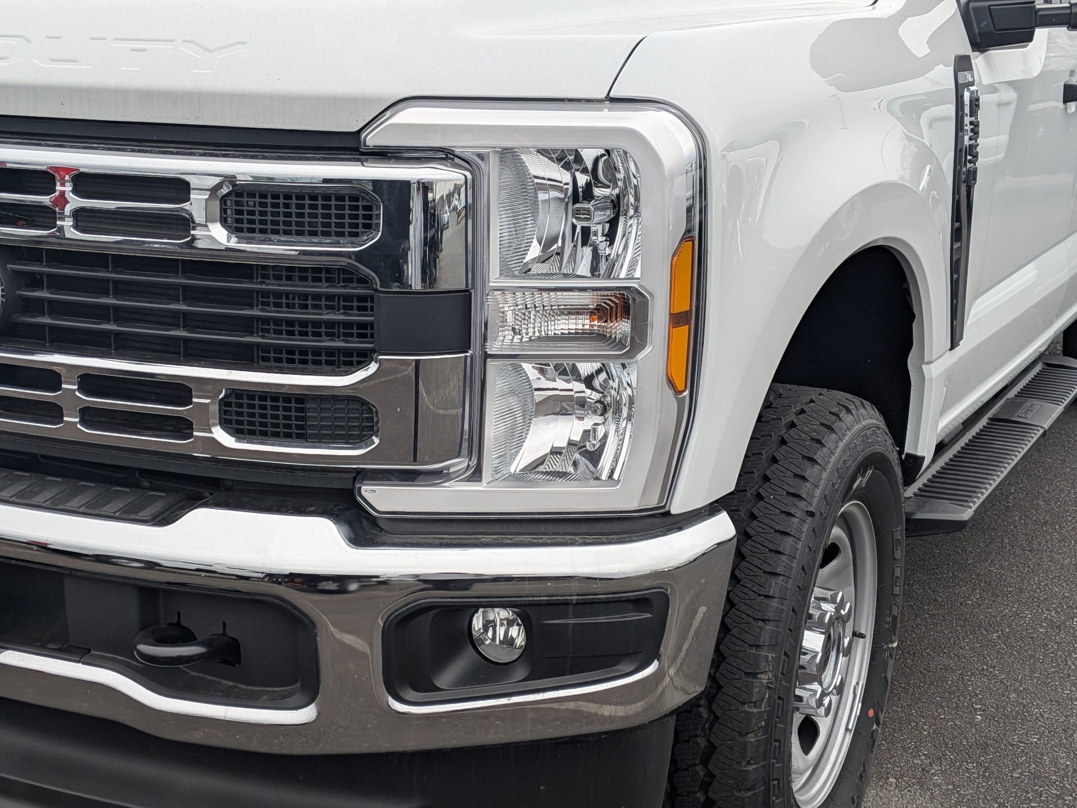 2025 Ford Super Duty F-350 SRW XL