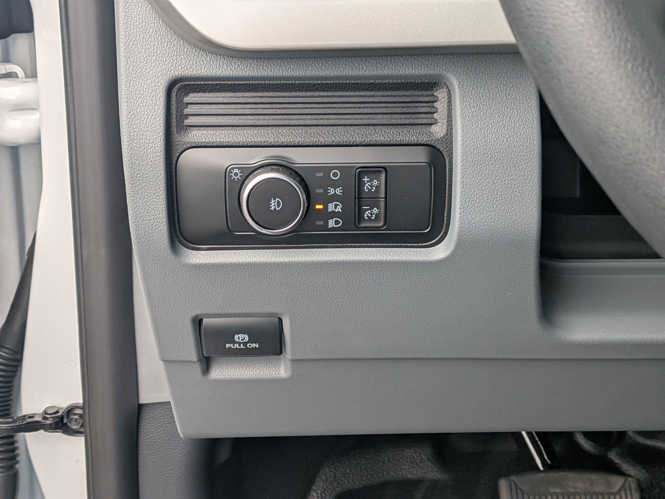 2025 Ford Super Duty F-350 SRW XL