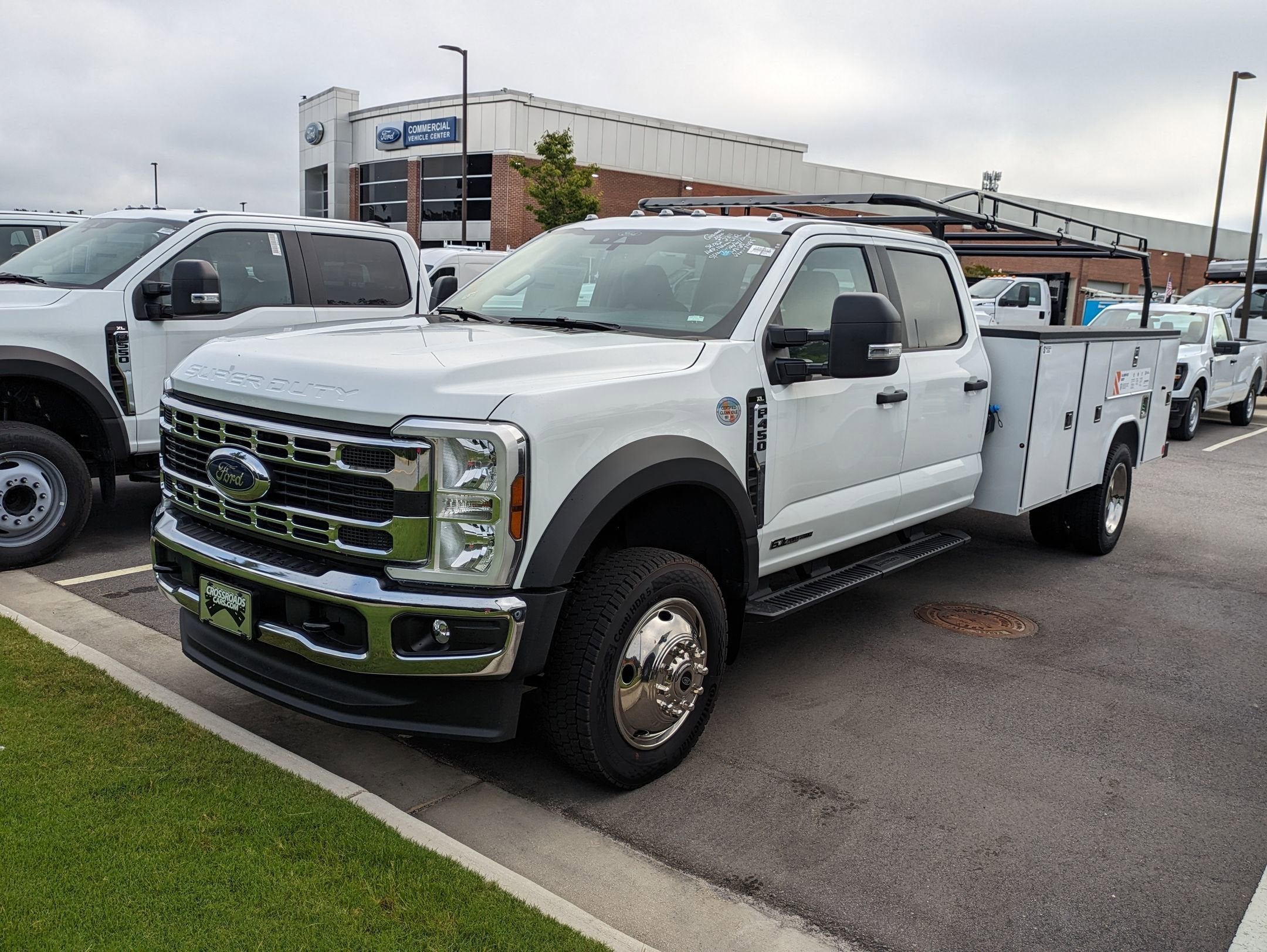 2025 Ford Super Duty F-450 DRW XL