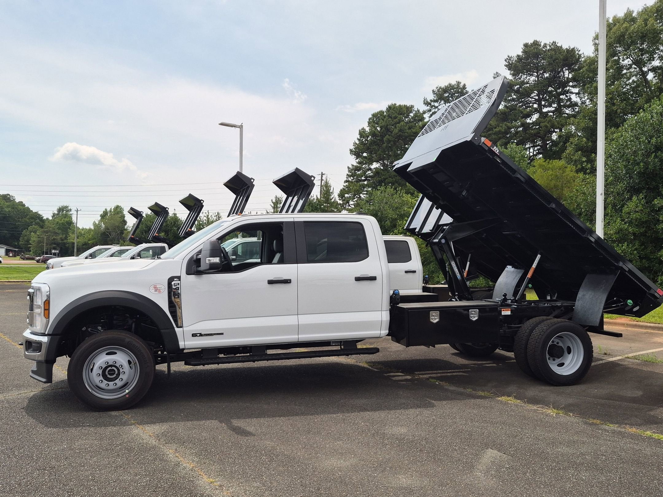 2026 Ford Super Duty F-450 DRW XL