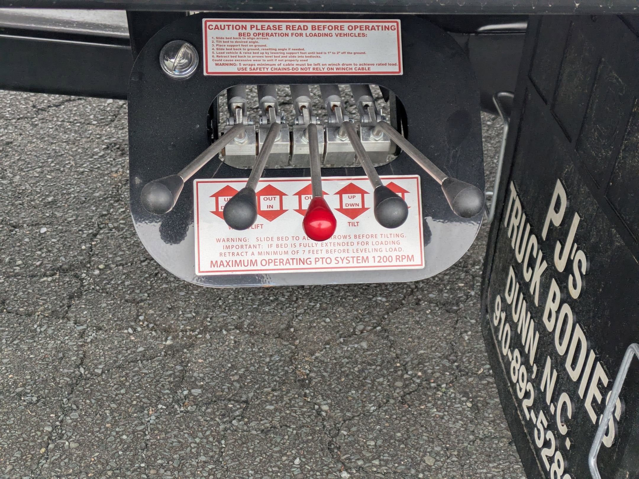 2025 Ford Super Duty F-600 DRW XL