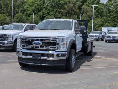 2025 Ford Super Duty F-600 DRW XL