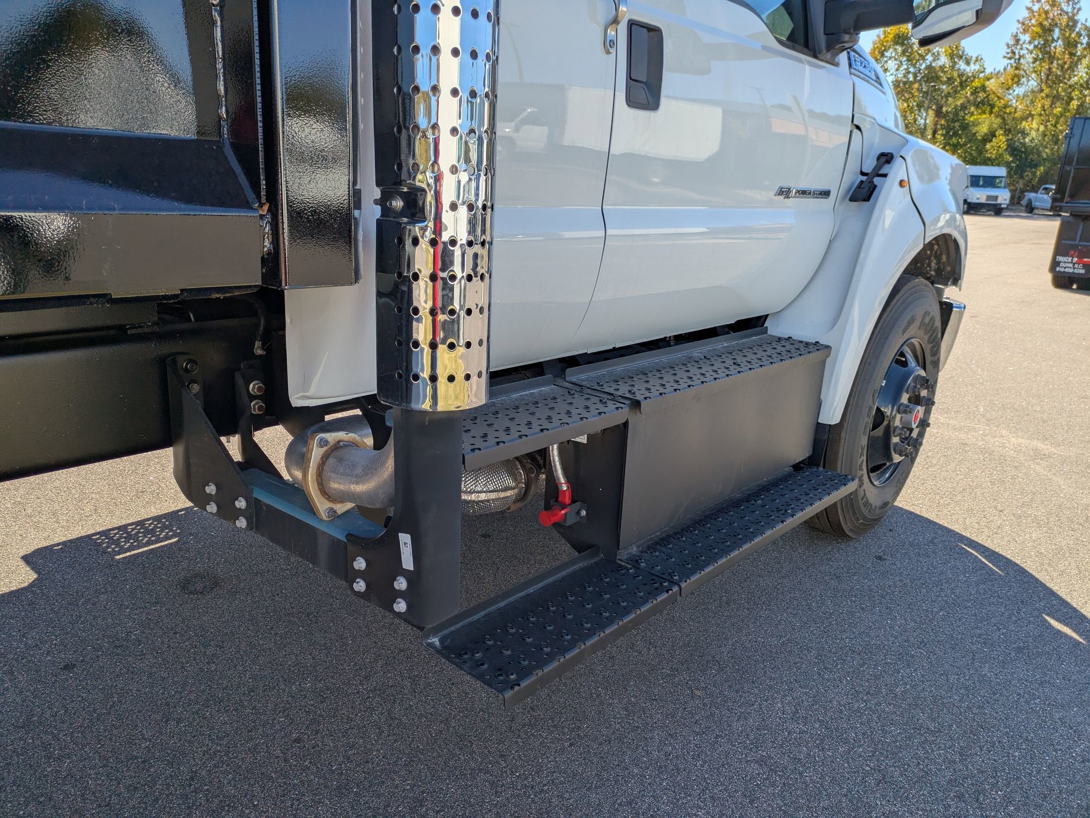 2026 Ford F-750SD Base