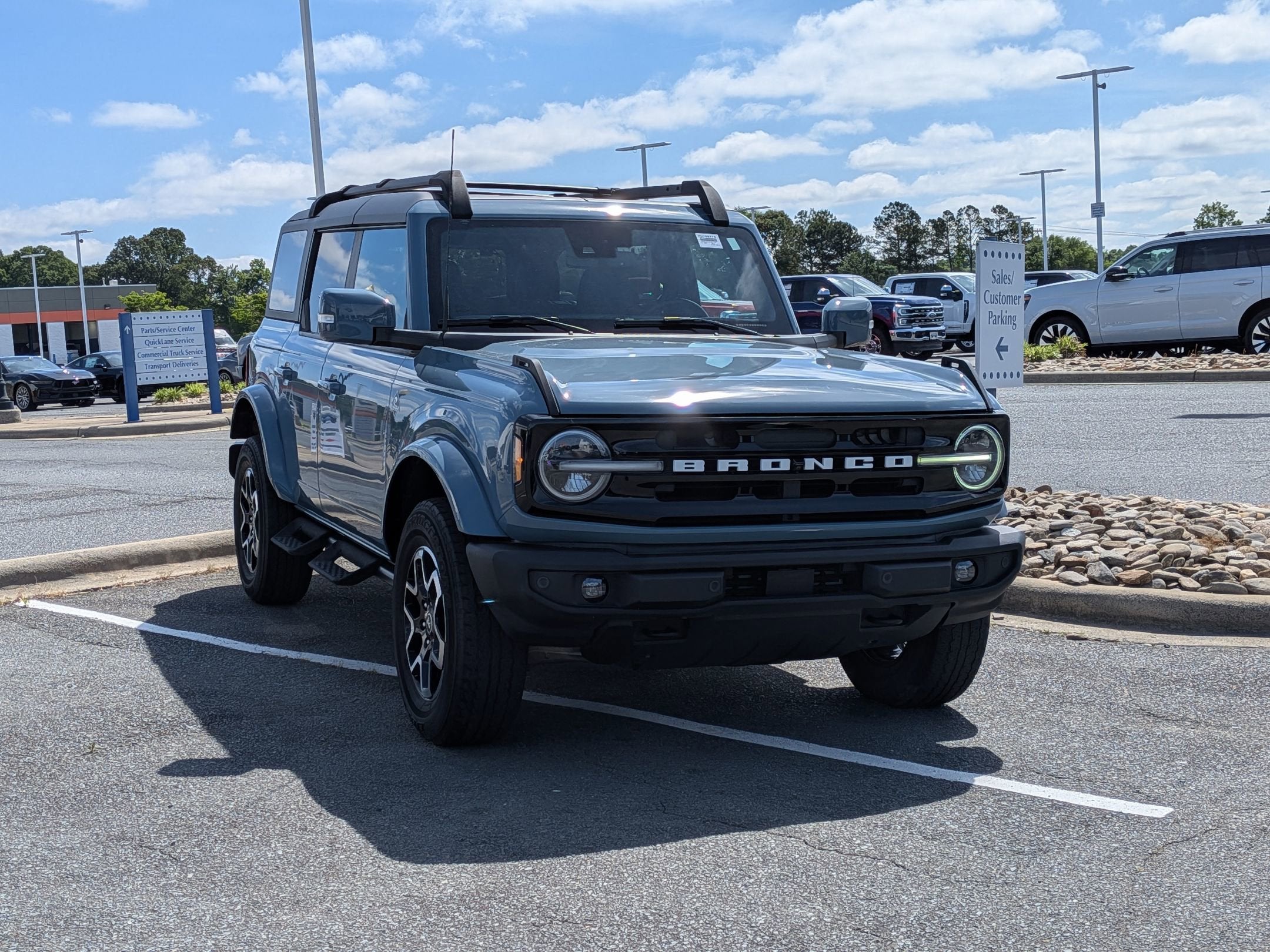 2023 Ford Bronco Outer Banks