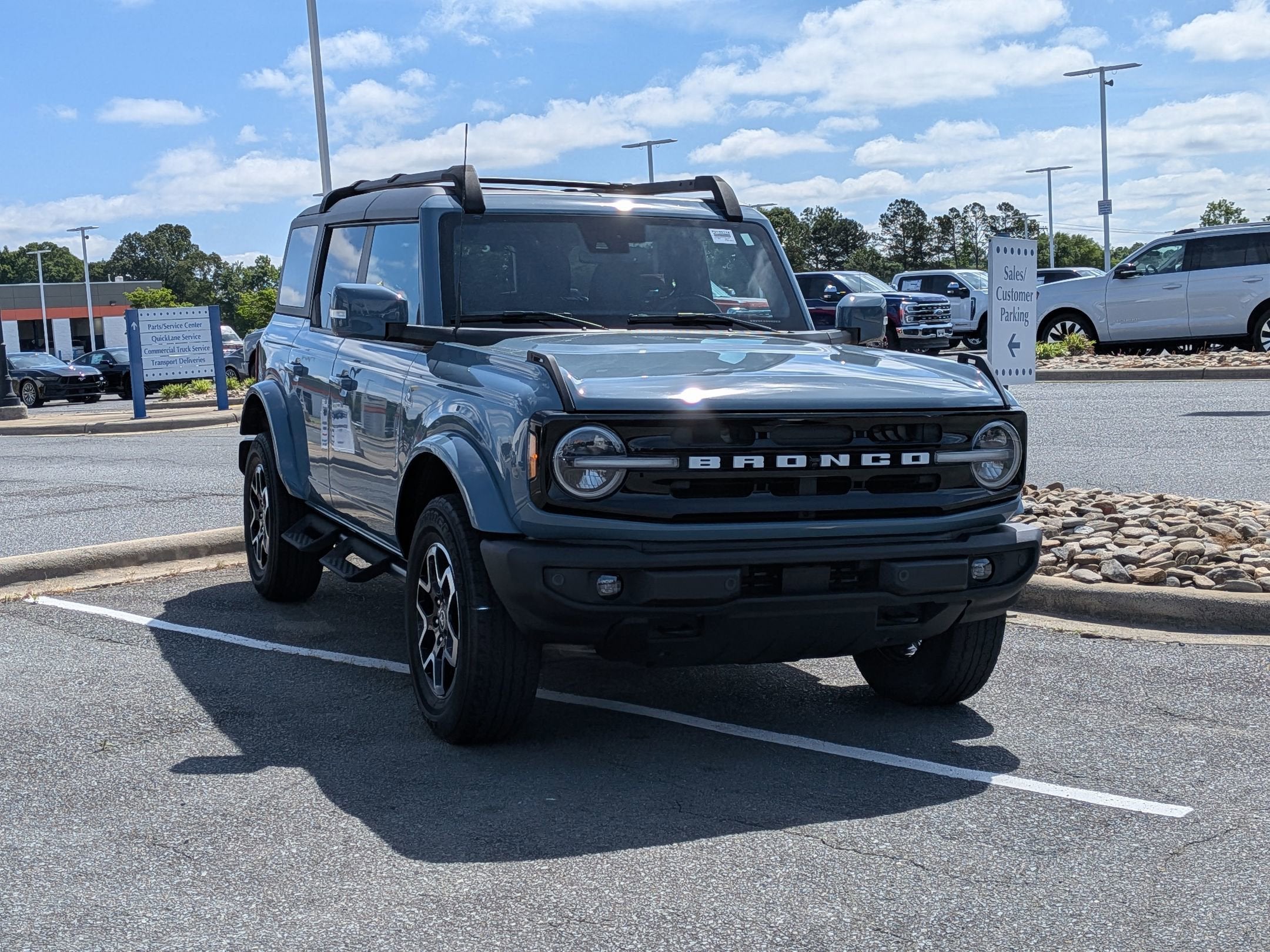 2023 Ford Bronco Outer Banks