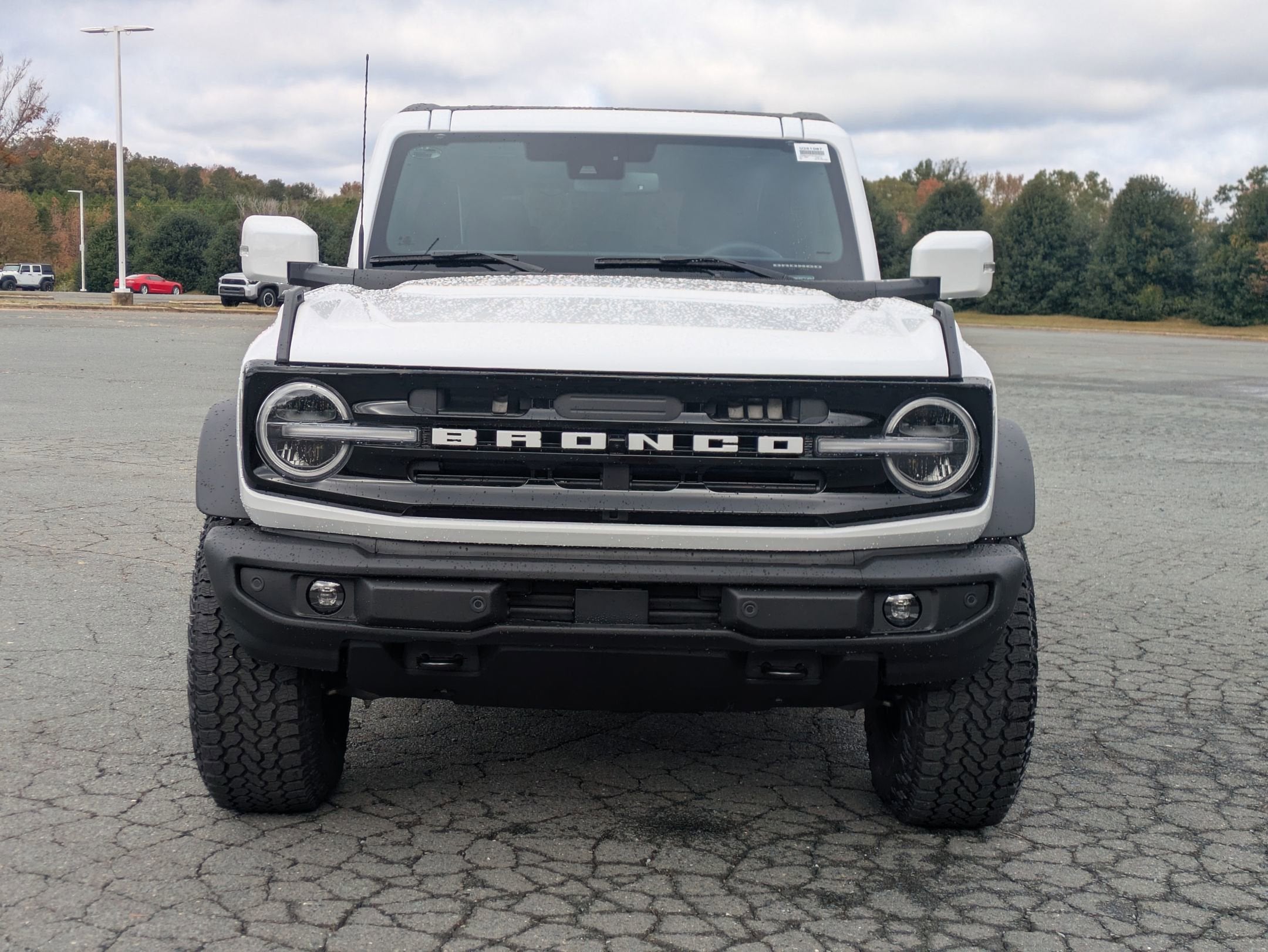 2025 Ford Bronco Outer Banks