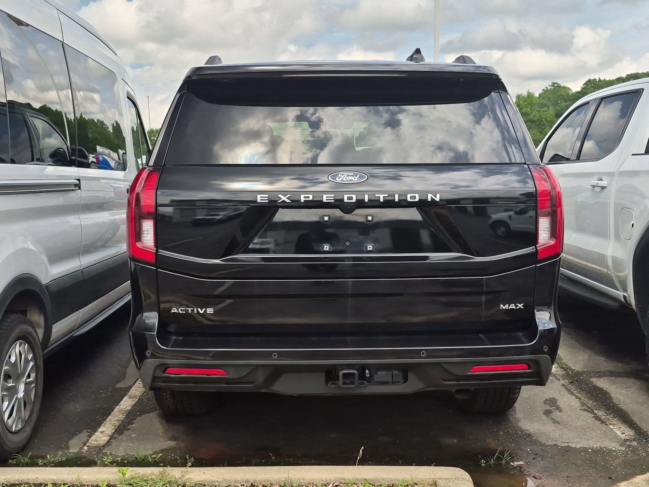 2025 Ford Expedition Max Active