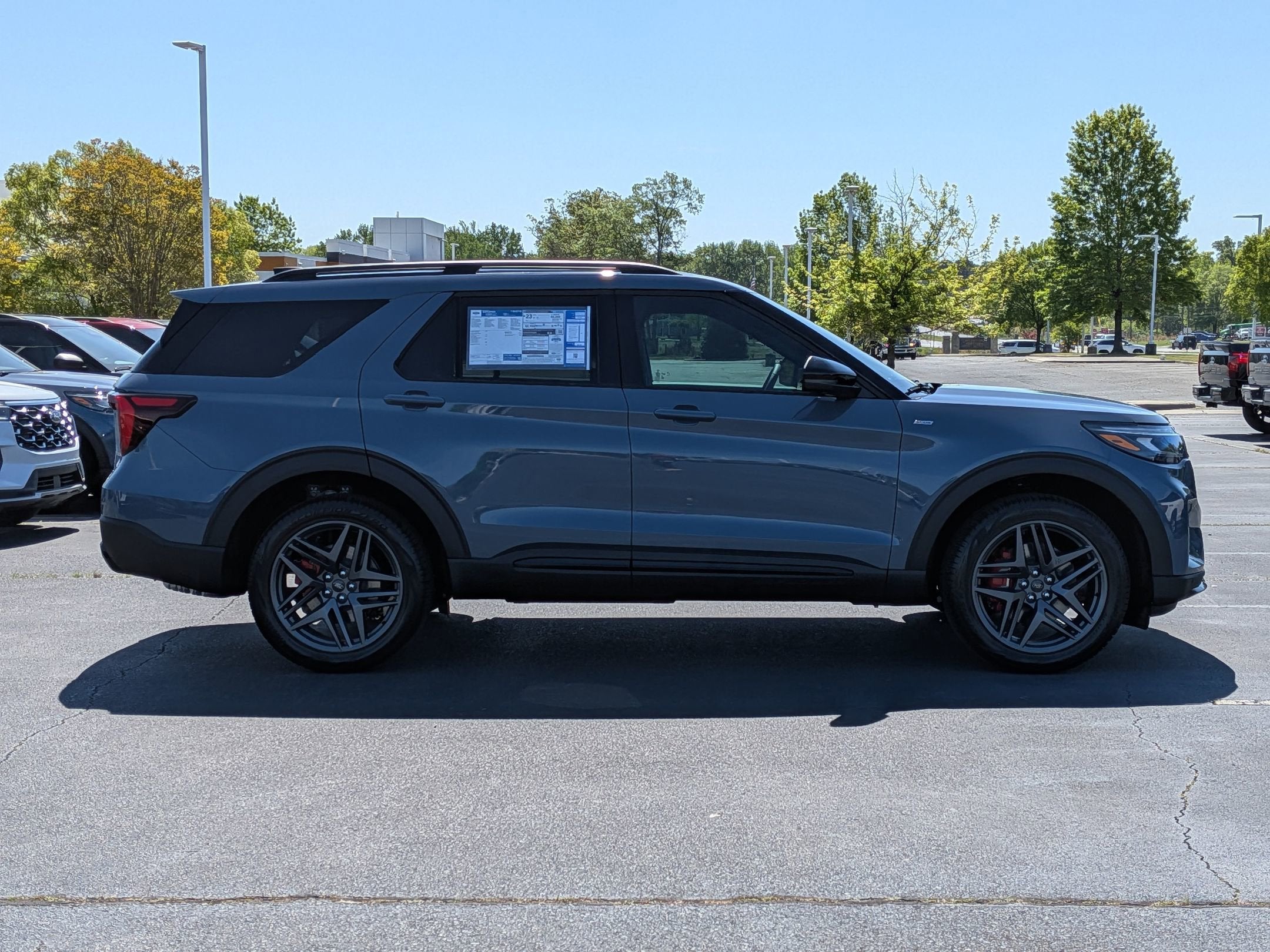 2026 Ford Explorer ST-Line