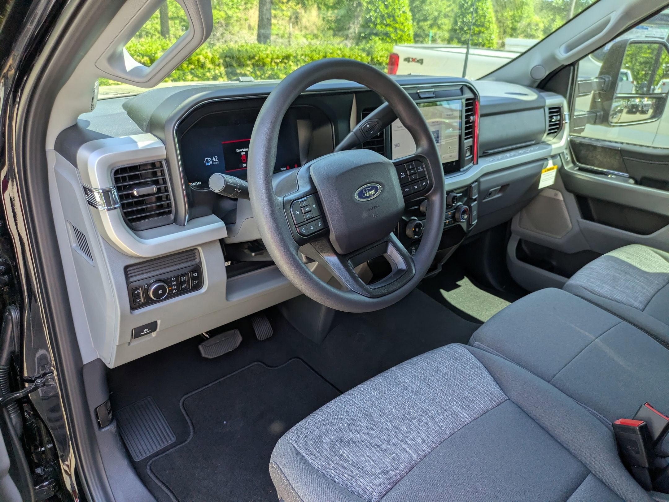 2026 Ford Super Duty F-250 SRW Base
