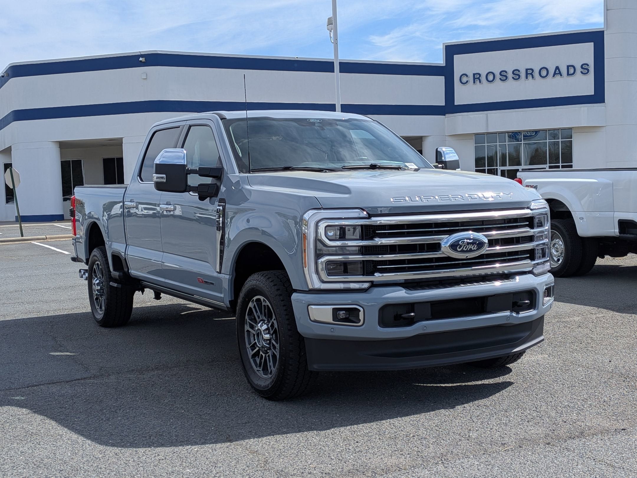 2025 Ford Super Duty F-350 SRW Platinum