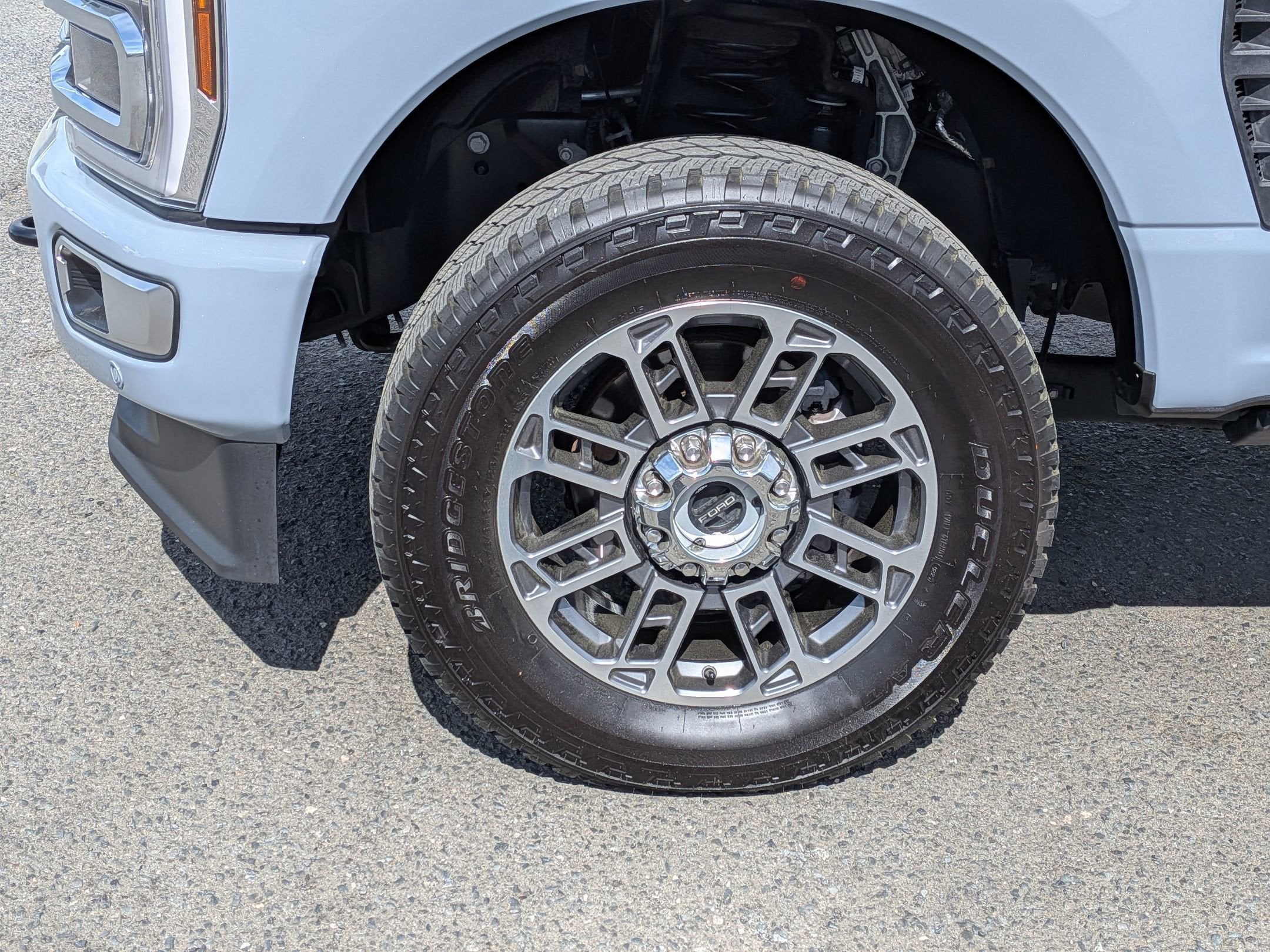 2025 Ford Super Duty F-350 SRW Platinum