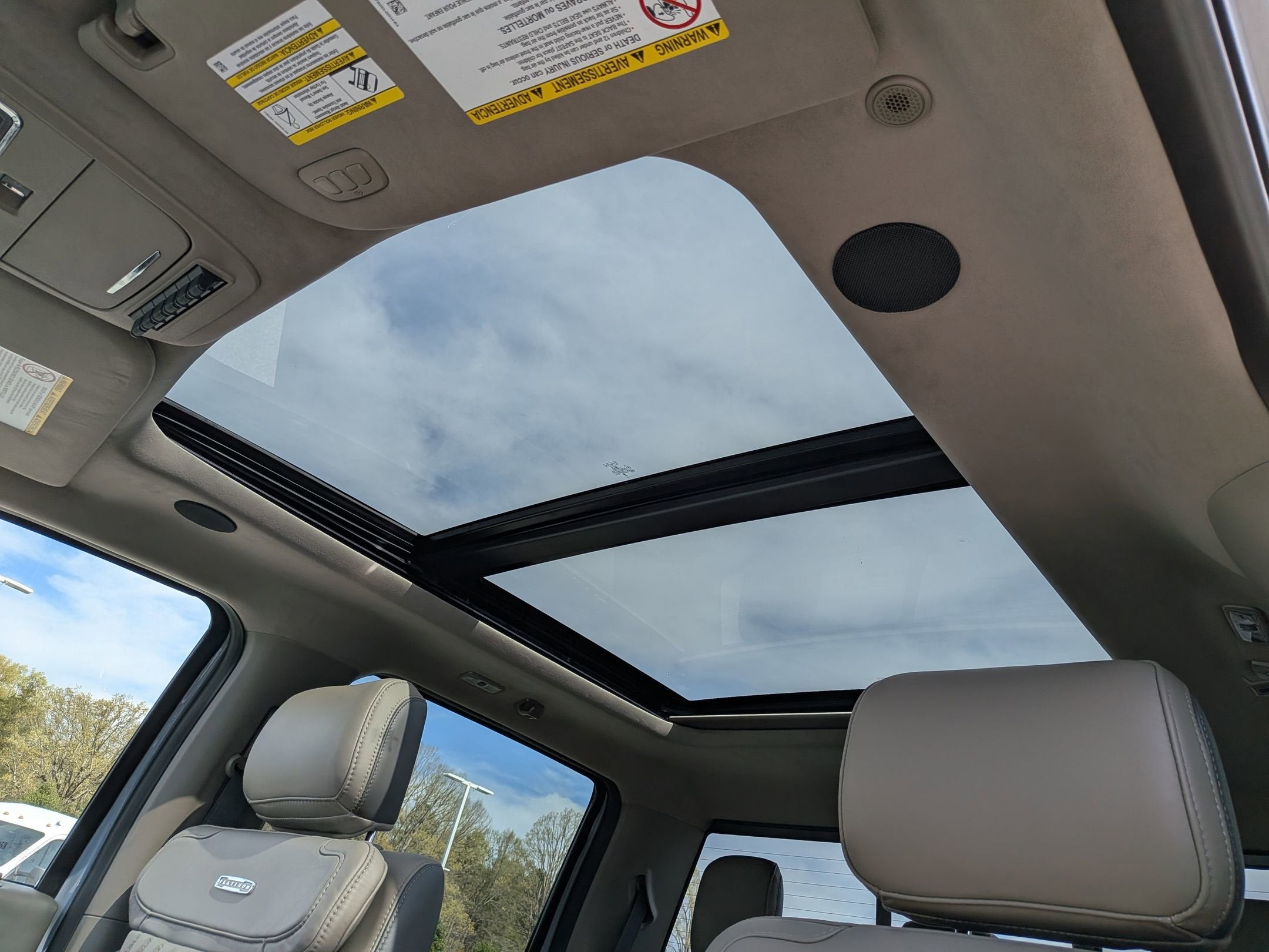 2025 Ford Super Duty F-350 SRW Platinum