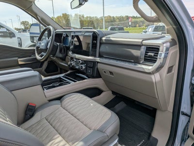 2025 Ford Super Duty F-350 SRW Platinum