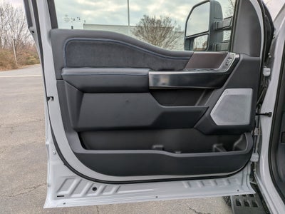 2026 Ford Super Duty F-350 SRW Platinum