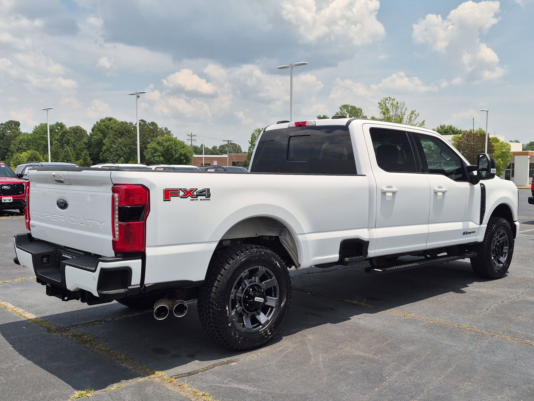 2024 Ford Super Duty F-350 SRW XLT