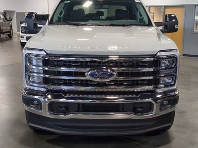 2026 Ford Super Duty F-350 SRW LARIAT