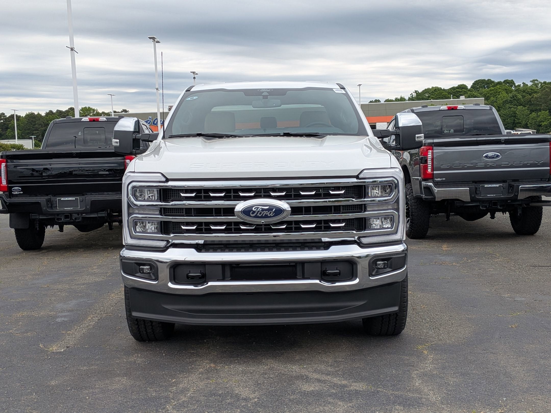 2026 Ford Super Duty F-350 SRW LARIAT