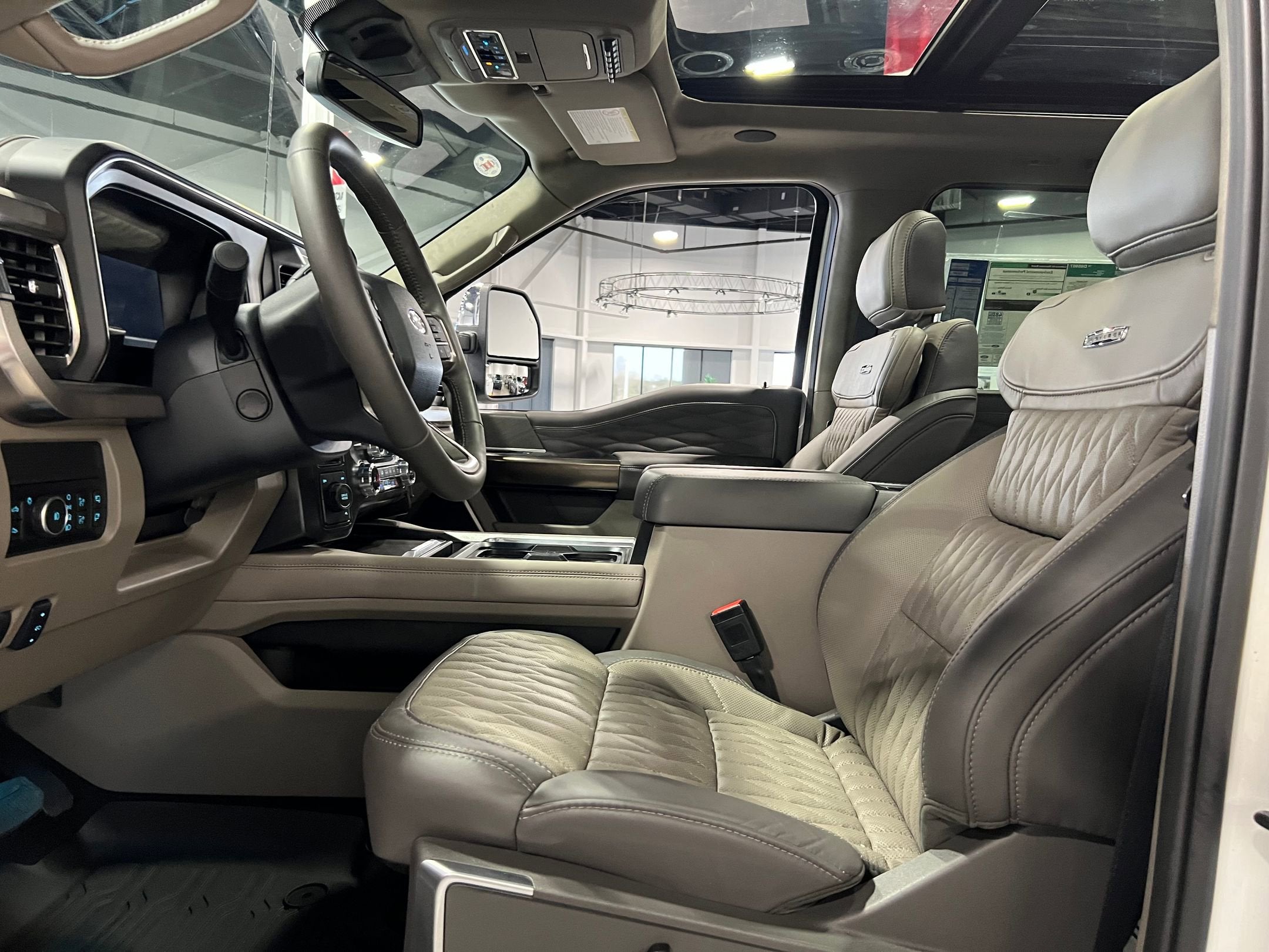 2026 Ford Super Duty F-450 DRW Platinum