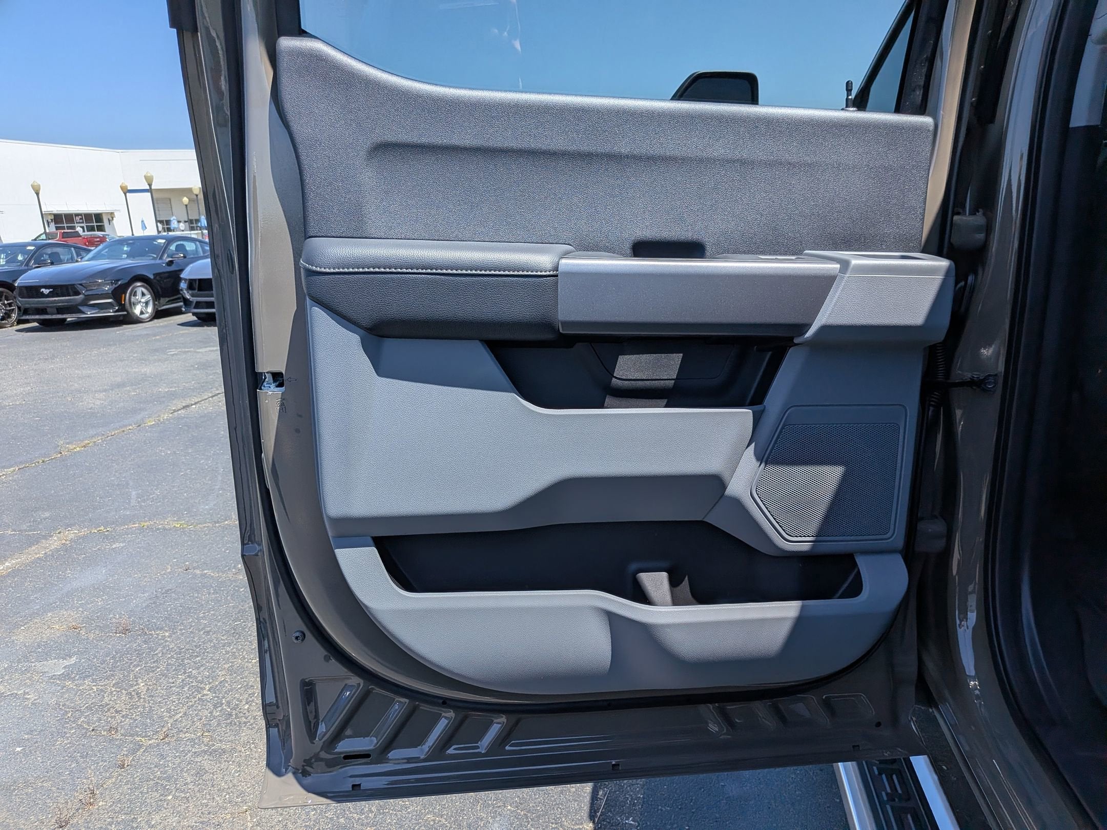 2026 Ford Super Duty F-450 DRW XLT