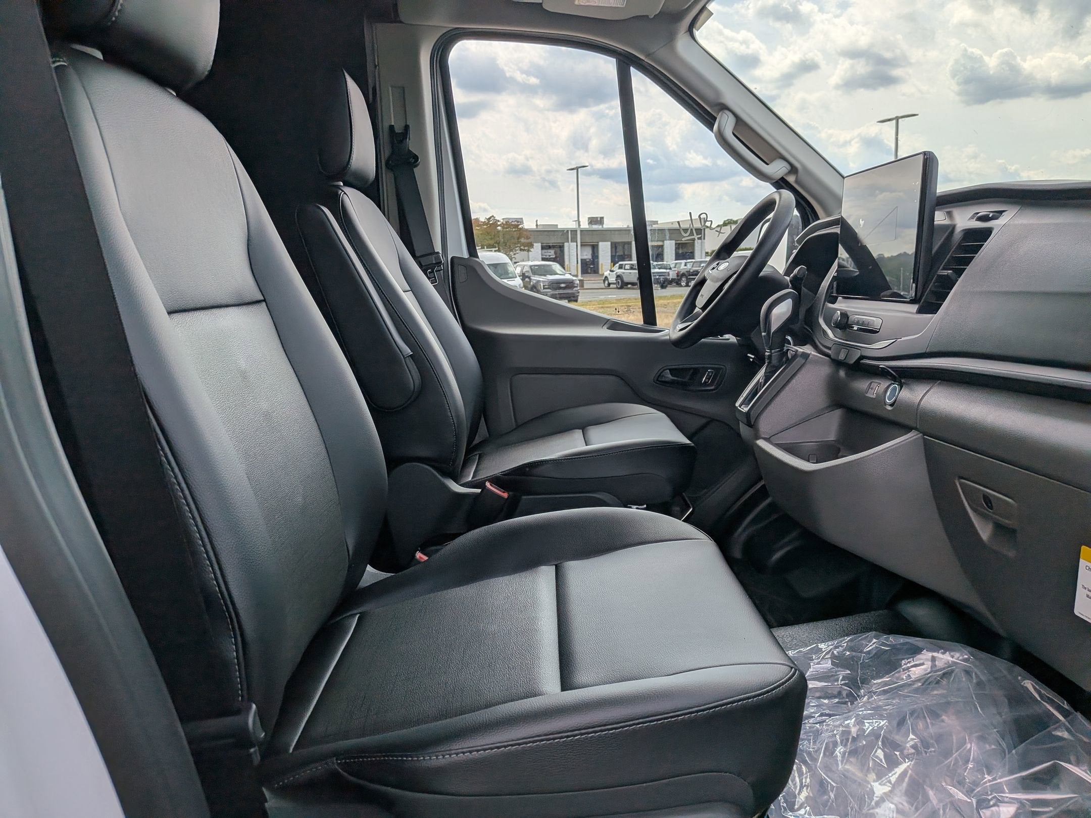 2026 Ford Transit Cargo Van Base