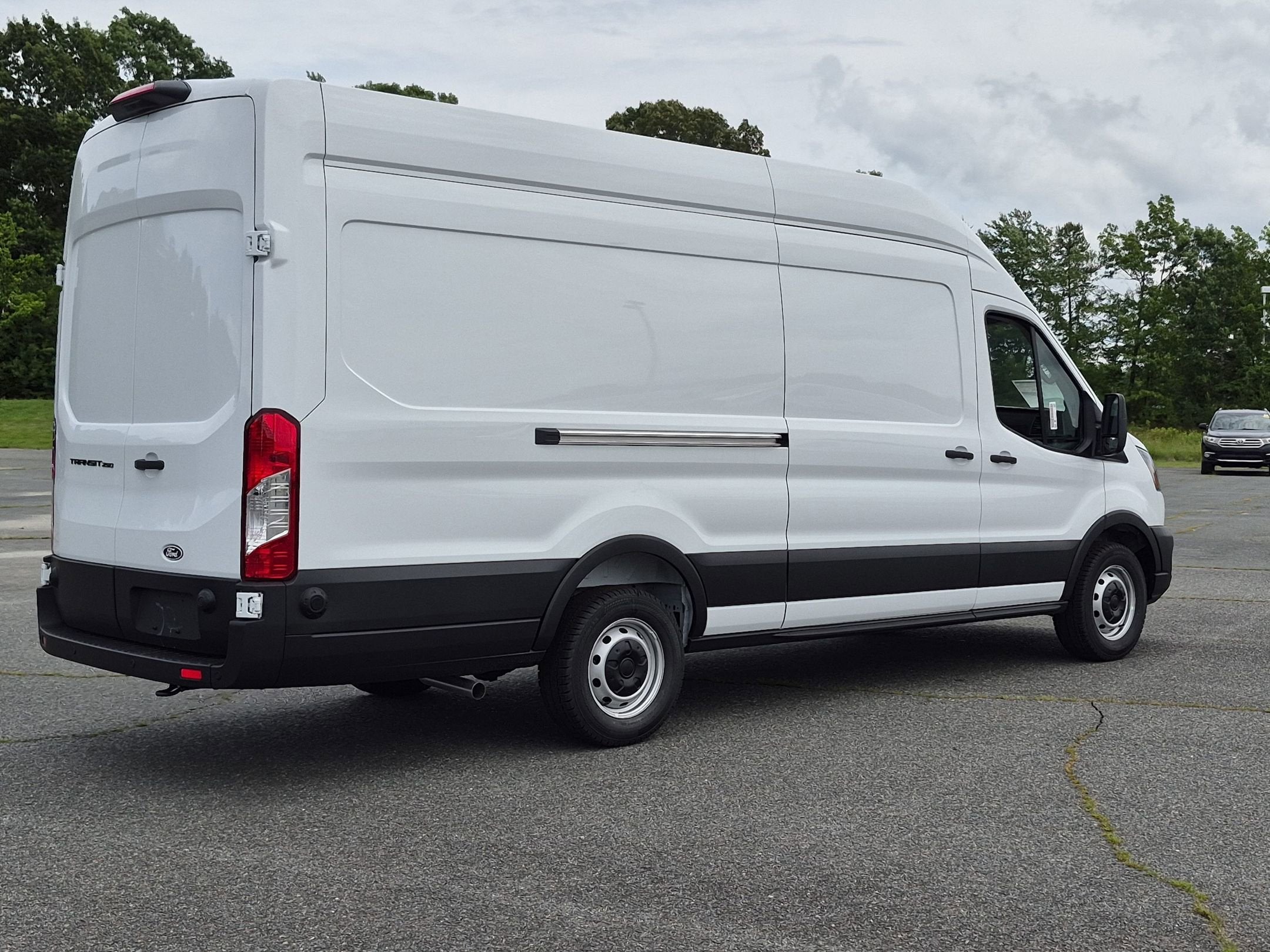 2026 Ford Transit Cargo Van Base