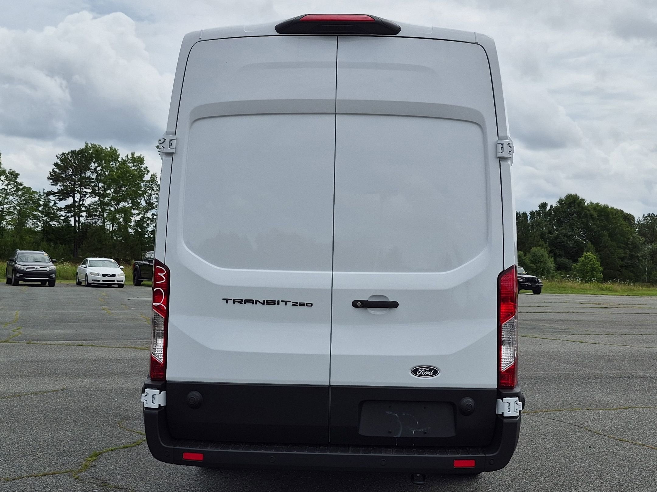 2026 Ford Transit Cargo Van Base