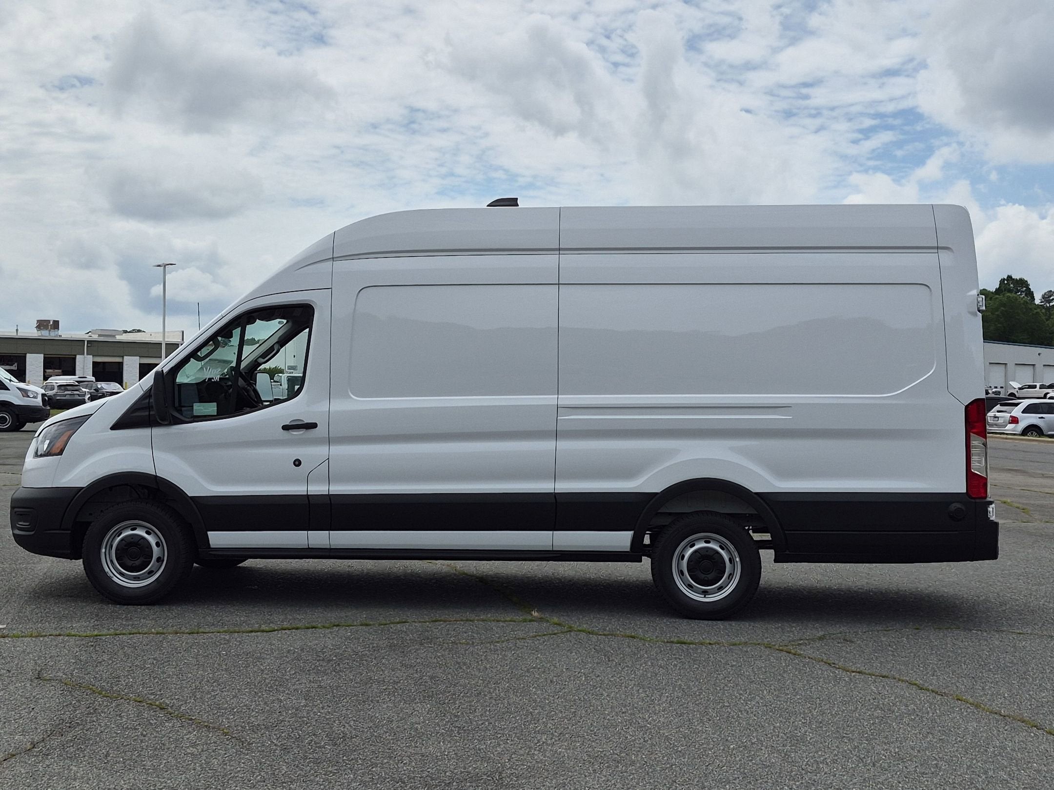 2026 Ford Transit Cargo Van Base