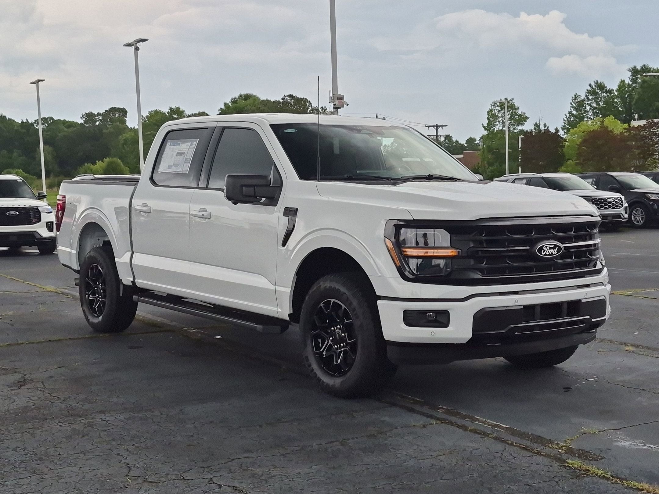 2026 Ford F-150 XLT - Crossroads Courtesy Demo