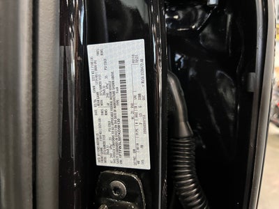 2026 Ford F-150 XLT - 6" lift custom wheels,Leather