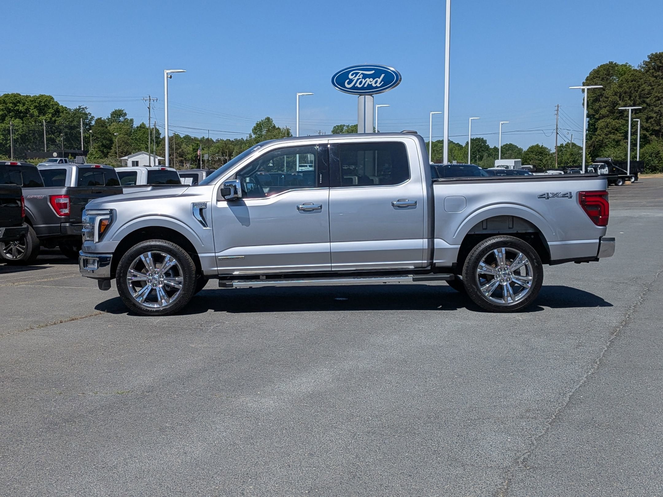 2024 Ford F-150 LARIAT