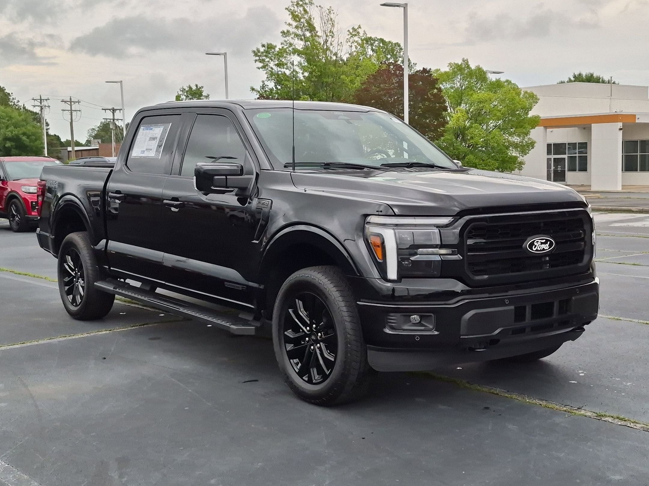 2026 Ford F-150 LARIAT - Crossroads Courtesy Demo
