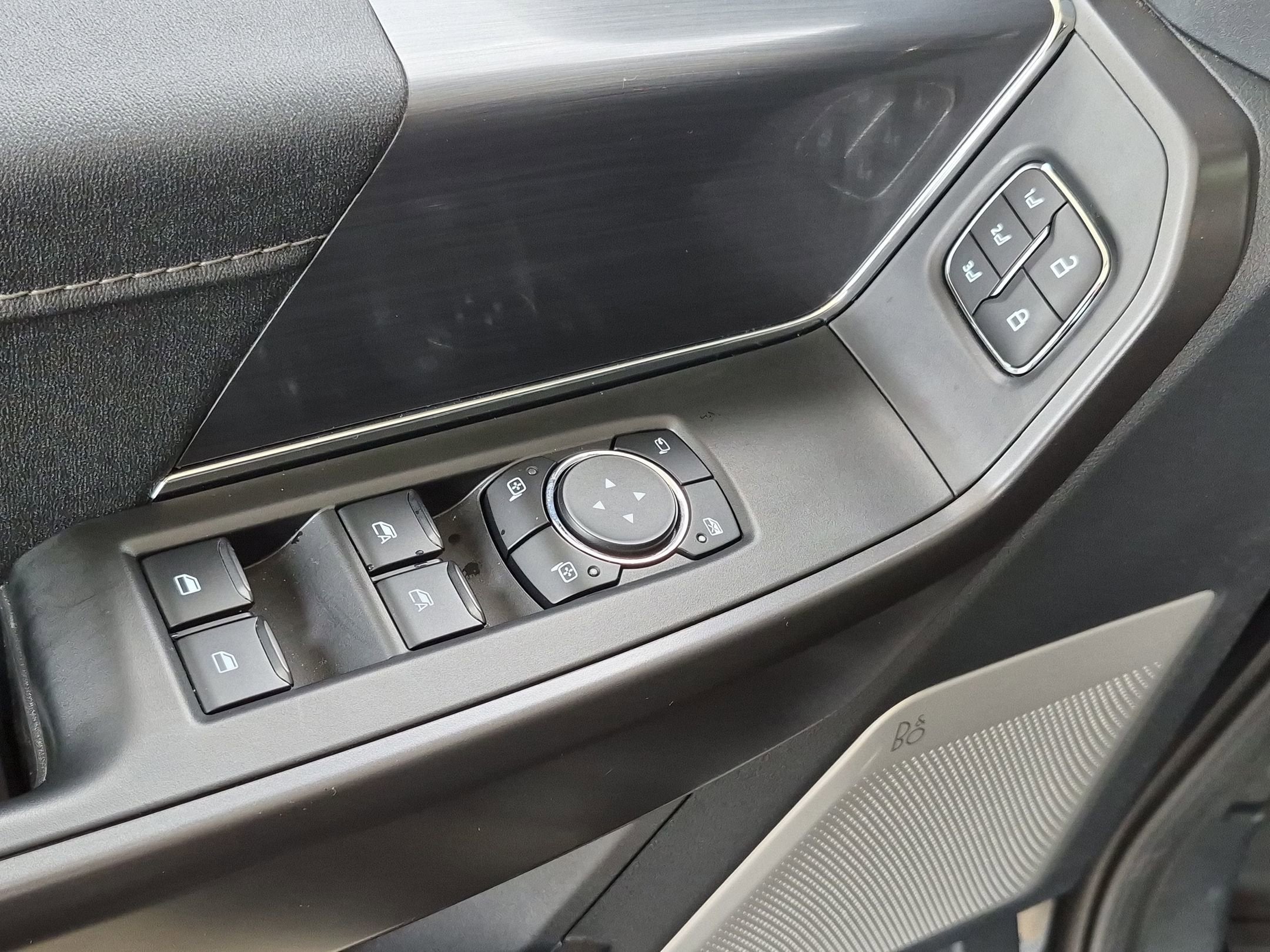 2026 Ford F-150 LARIAT - Crossroads Courtesy Demo