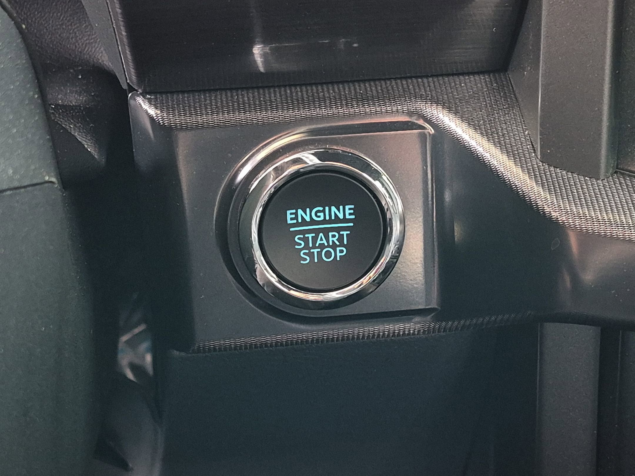 2026 Ford F-150 LARIAT - Crossroads Courtesy Demo