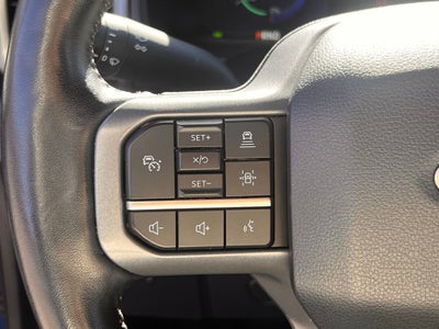 2022 Ford F-150 Lightning LARIAT