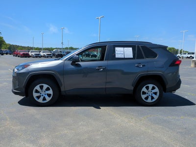 2020 Toyota RAV4 LE