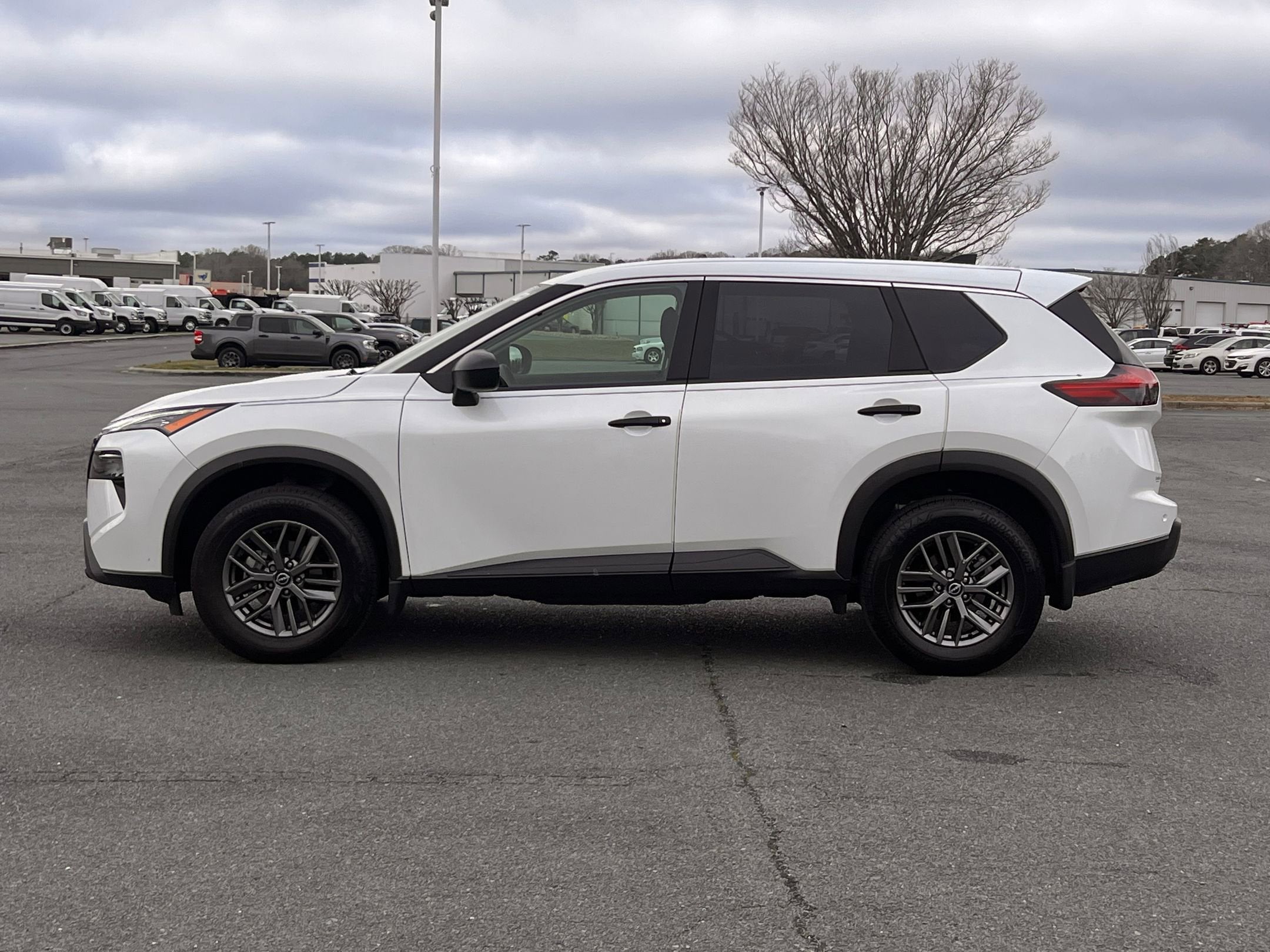 2025 Nissan Rogue S