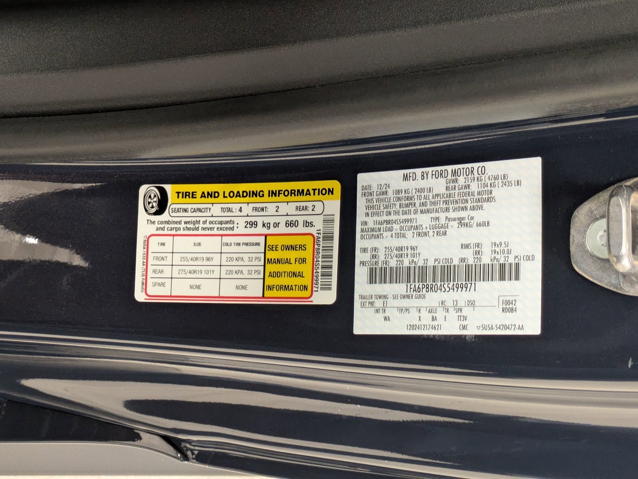 2025 Ford Mustang Dark Horse