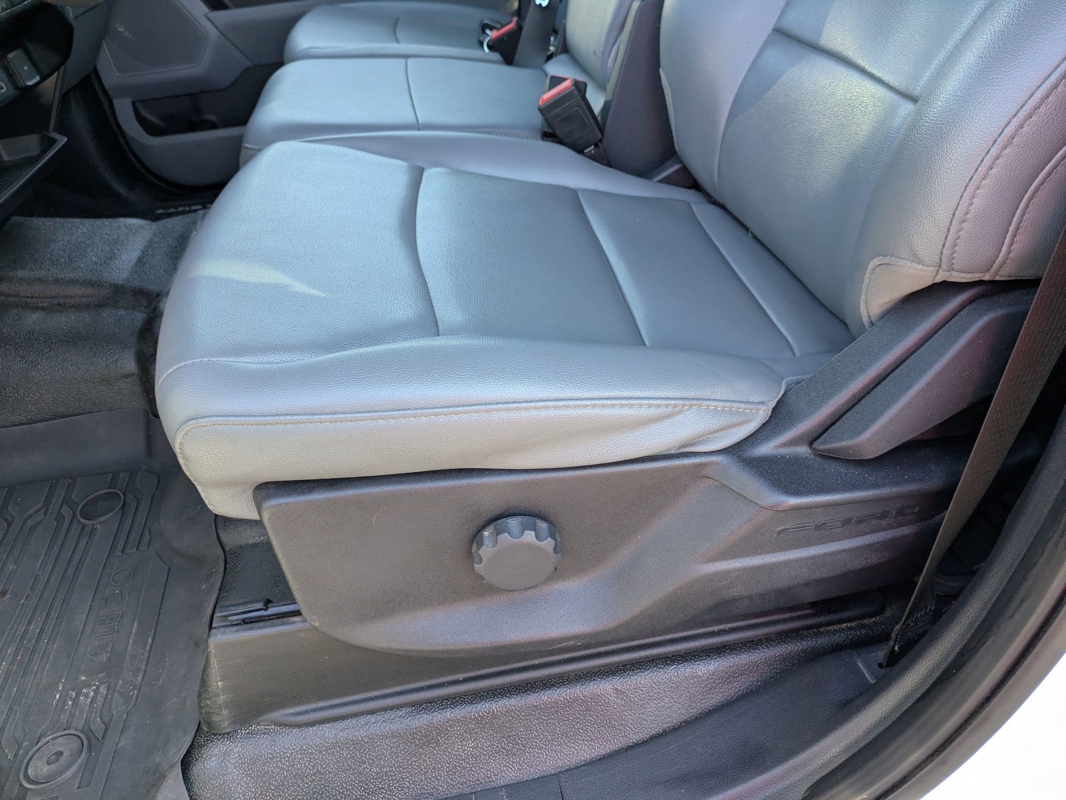 2024 Ford Super Duty F-550 DRW XL