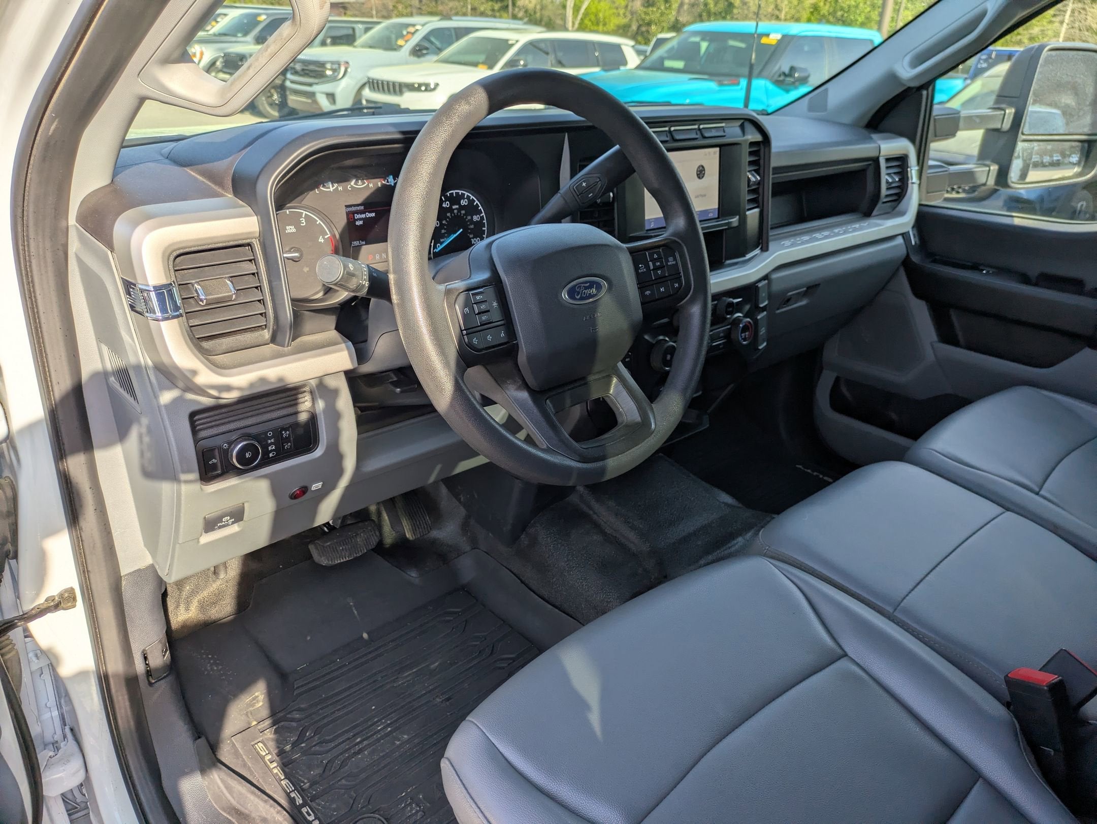 2024 Ford Super Duty F-550 DRW XL