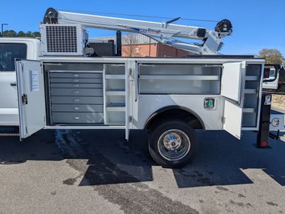 2026 Ford Super Duty F-550 DRW XL