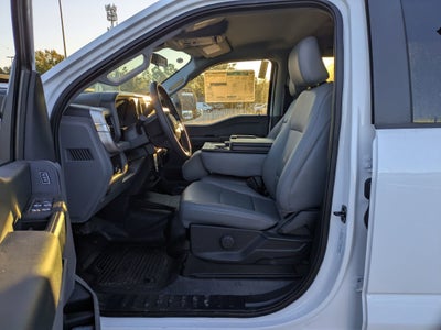 2025 Ford Super Duty F-550 DRW XL