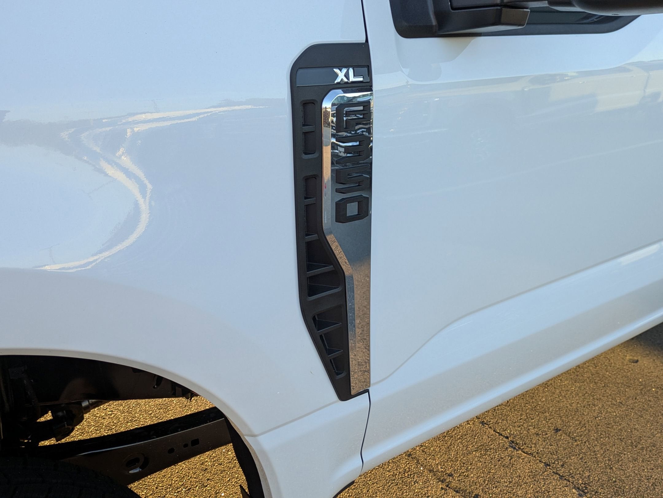 2026 Ford Super Duty F-350 DRW XL