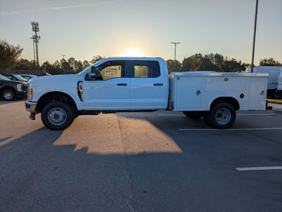 2026 Ford Super Duty F-350 DRW XL